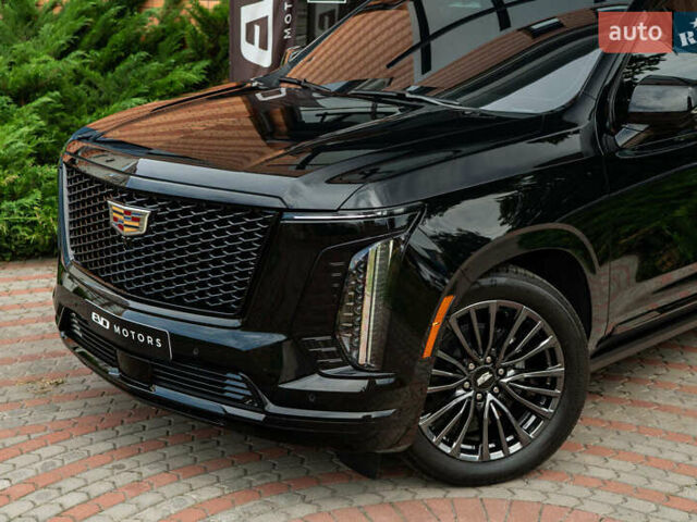 Чорний Каділак Ескалейд, об'ємом двигуна 6.2 л та пробігом 1 тис. км за 204000 $, фото 17 на Automoto.ua