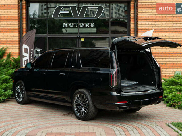 Черный Кадиллак Эскалейд, объемом двигателя 0 л и пробегом 1 тыс. км за 204000 $, фото 5 на Automoto.ua