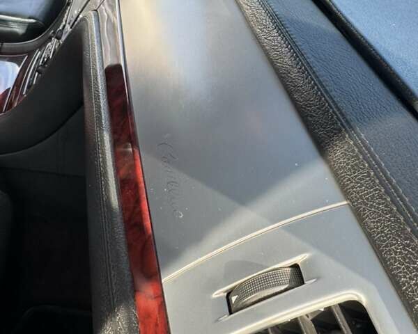 Кадиллак Эскалейд, объемом двигателя 6.2 л и пробегом 300 тыс. км за 14500 $, фото 31 на Automoto.ua