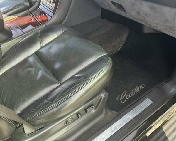 Кадиллак Эскалейд, объемом двигателя 6.2 л и пробегом 300 тыс. км за 14500 $, фото 9 на Automoto.ua