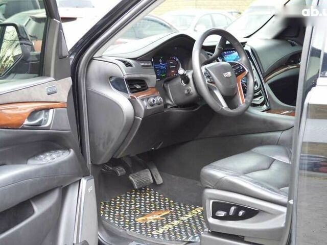 Каділак Ескалейд, об'ємом двигуна 6.2 л та пробігом 165 тис. км за 37500 $, фото 23 на Automoto.ua