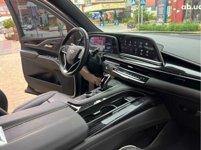 Кадиллак Эскалейд, объемом двигателя 0 л и пробегом 27 тыс. км за 109900 $, фото 10 на Automoto.ua