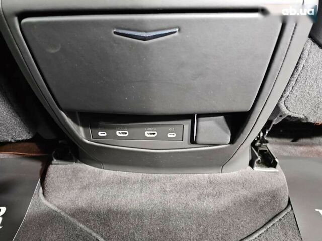 Кадиллак Эскалейд, объемом двигателя 6.2 л и пробегом 34 тыс. км за 119999 $, фото 15 на Automoto.ua