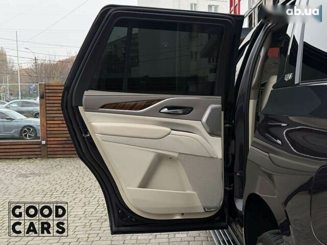 Каділак Ескалейд, об'ємом двигуна 6.2 л та пробігом 41 тис. км за 112000 $, фото 21 на Automoto.ua