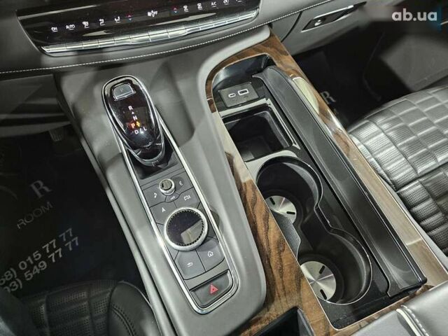 Кадиллак Эскалейд, объемом двигателя 6.2 л и пробегом 34 тыс. км за 119999 $, фото 28 на Automoto.ua