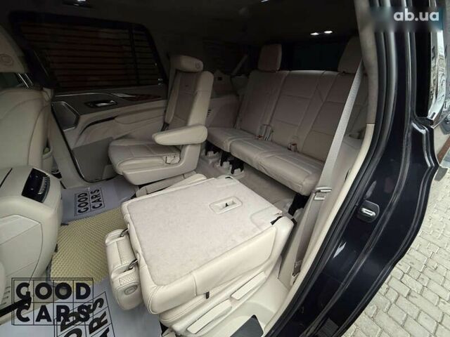 Каділак Ескалейд, об'ємом двигуна 6.2 л та пробігом 41 тис. км за 112000 $, фото 24 на Automoto.ua