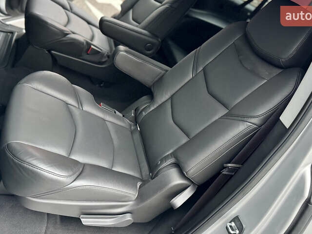 Серый Кадиллак Эскалейд, объемом двигателя 6.16 л и пробегом 67 тыс. км за 41900 $, фото 26 на Automoto.ua