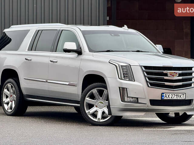 Серый Кадиллак Эскалейд, объемом двигателя 6.16 л и пробегом 67 тыс. км за 41900 $, фото 6 на Automoto.ua