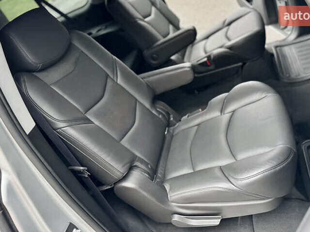 Серый Кадиллак Эскалейд, объемом двигателя 6.16 л и пробегом 67 тыс. км за 41900 $, фото 33 на Automoto.ua