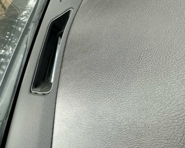 Серый Кадиллак Эскалейд, объемом двигателя 6.16 л и пробегом 176 тыс. км за 49500 $, фото 14 на Automoto.ua