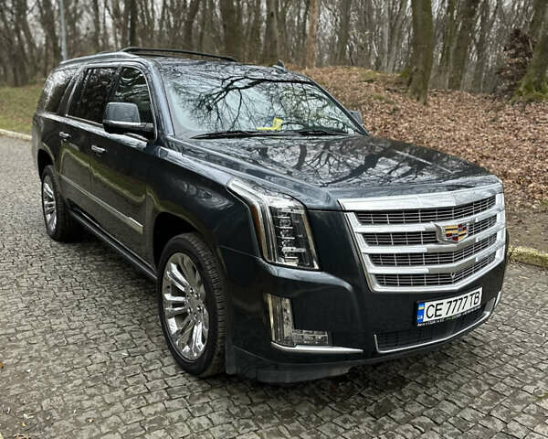 Серый Кадиллак Эскалейд, объемом двигателя 6.16 л и пробегом 176 тыс. км за 49500 $, фото 4 на Automoto.ua