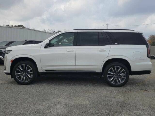 Серый Кадиллак Эскалейд, объемом двигателя 6.2 л и пробегом 25 тыс. км за 38900 $, фото 4 на Automoto.ua