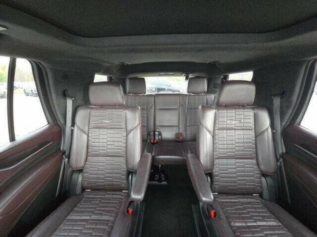 Серый Кадиллак Эскалейд, объемом двигателя 6.2 л и пробегом 25 тыс. км за 38900 $, фото 9 на Automoto.ua