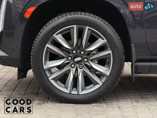 Серый Кадиллак Эскалейд, объемом двигателя 6.16 л и пробегом 41 тыс. км за 112000 $, фото 13 на Automoto.ua