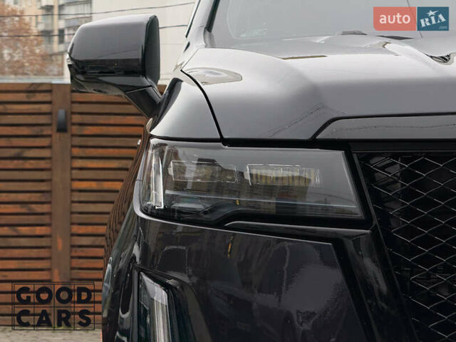 Серый Кадиллак Эскалейд, объемом двигателя 6.16 л и пробегом 41 тыс. км за 112000 $, фото 10 на Automoto.ua