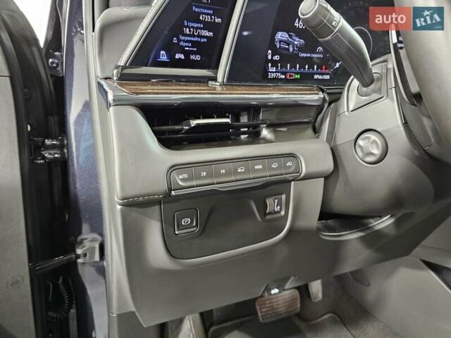 Серый Кадиллак Эскалейд, объемом двигателя 6.2 л и пробегом 34 тыс. км за 119999 $, фото 23 на Automoto.ua