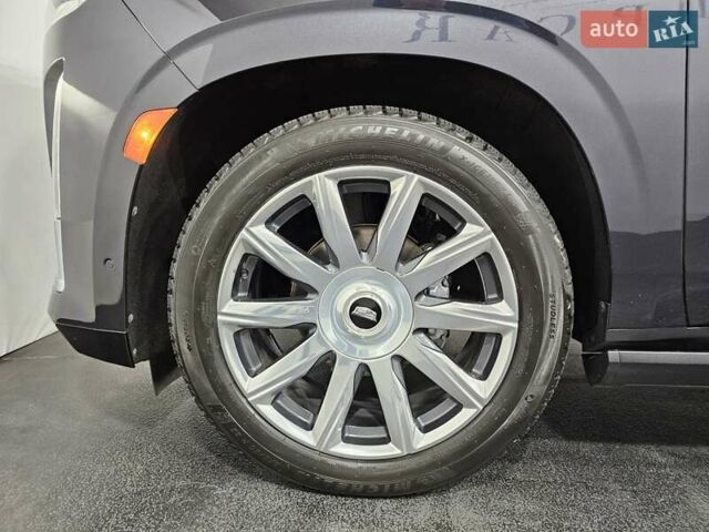 Серый Кадиллак Эскалейд, объемом двигателя 6.2 л и пробегом 34 тыс. км за 119999 $, фото 40 на Automoto.ua