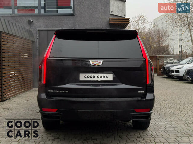 Серый Кадиллак Эскалейд, объемом двигателя 6.16 л и пробегом 41 тыс. км за 112000 $, фото 5 на Automoto.ua