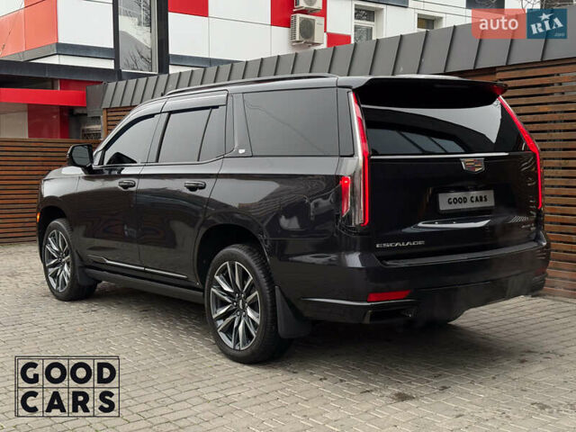 Серый Кадиллак Эскалейд, объемом двигателя 6.16 л и пробегом 41 тыс. км за 112000 $, фото 4 на Automoto.ua