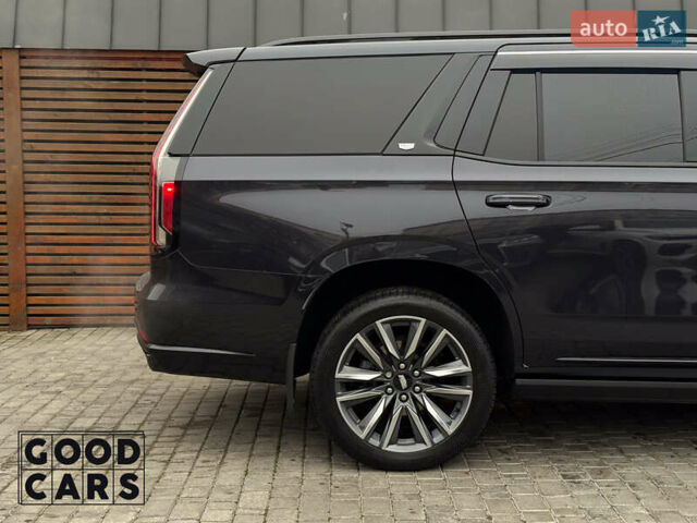 Серый Кадиллак Эскалейд, объемом двигателя 6.16 л и пробегом 41 тыс. км за 112000 $, фото 14 на Automoto.ua