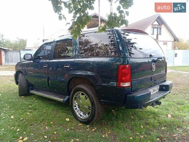 Зелений Каділак Ескалейд, об'ємом двигуна 6 л та пробігом 160 тис. км за 15000 $, фото 8 на Automoto.ua