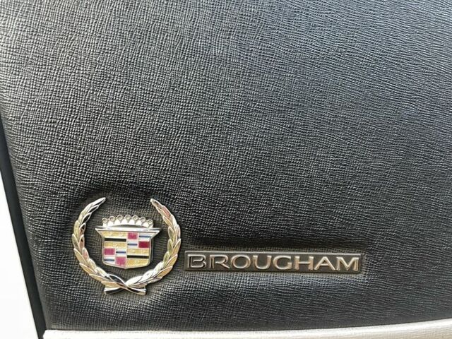 Білий Каділак Флітвуд, об'ємом двигуна 5.7 л та пробігом 100 тис. км за 12000 $, фото 7 на Automoto.ua