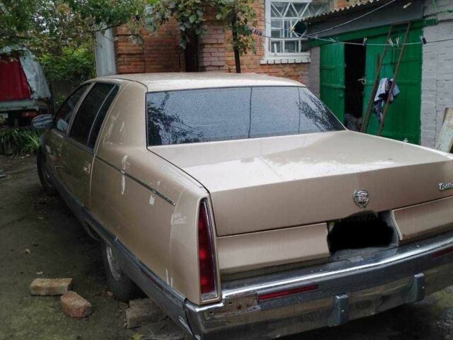 Бежевый Кадиллак Флитвуд, объемом двигателя 5.7 л и пробегом 80 тыс. км за 20000 $, фото 2 на Automoto.ua