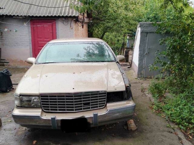 Бежевый Кадиллак Флитвуд, объемом двигателя 5.7 л и пробегом 80 тыс. км за 20000 $, фото 3 на Automoto.ua