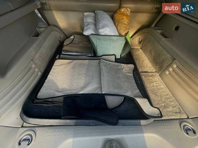Черный Кадиллак СРХ, объемом двигателя 4.57 л и пробегом 240 тыс. км за 7900 $, фото 10 на Automoto.ua