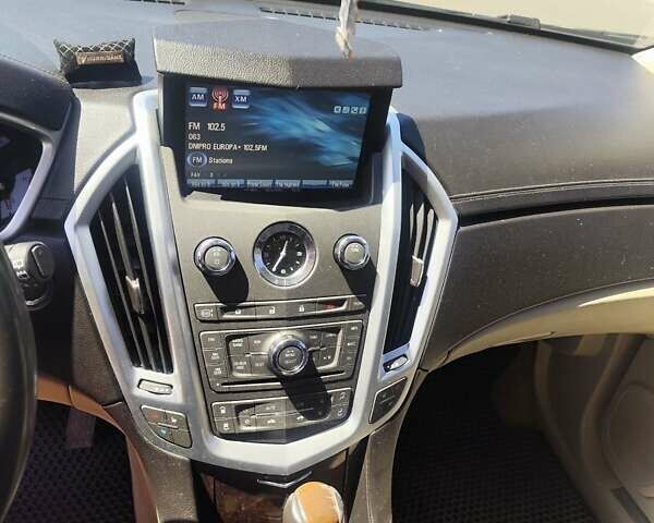 Черный Кадиллак СРХ, объемом двигателя 2.99 л и пробегом 260 тыс. км за 10000 $, фото 9 на Automoto.ua