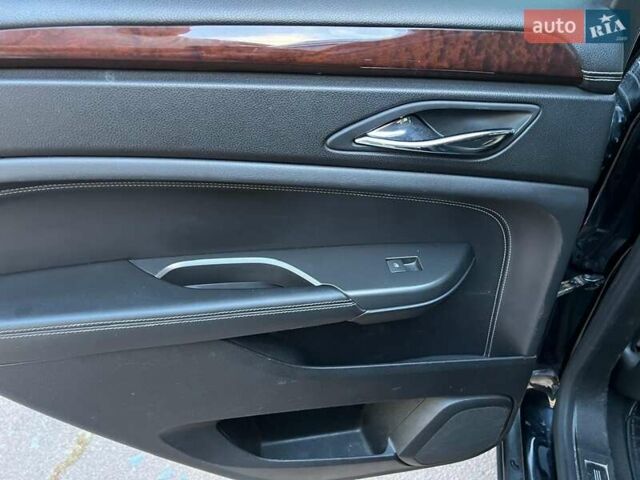 Черный Кадиллак СРХ, объемом двигателя 2.99 л и пробегом 30 тыс. км за 9650 $, фото 21 на Automoto.ua