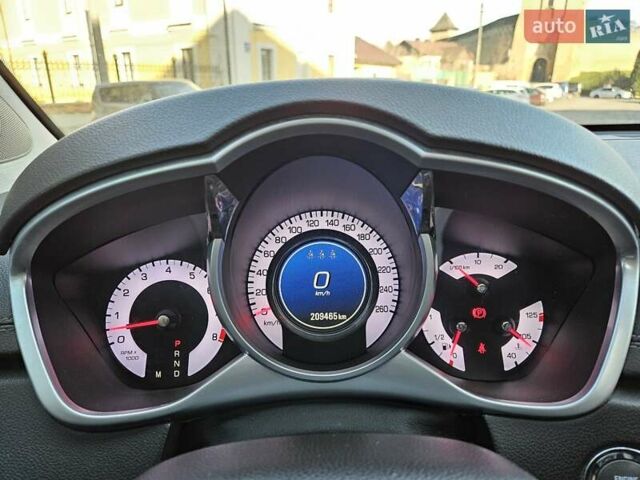 Чорний Каділак SRX, об'ємом двигуна 2.99 л та пробігом 209 тис. км за 11900 $, фото 12 на Automoto.ua