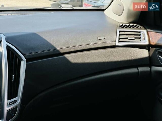 Черный Кадиллак СРХ, объемом двигателя 3 л и пробегом 146 тыс. км за 12200 $, фото 42 на Automoto.ua