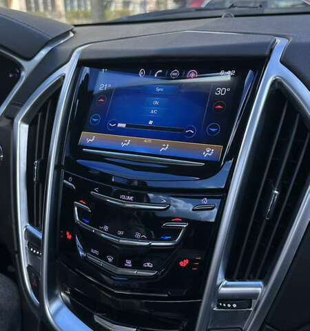 Черный Кадиллак СРХ, объемом двигателя 3.6 л и пробегом 189 тыс. км за 12300 $, фото 12 на Automoto.ua