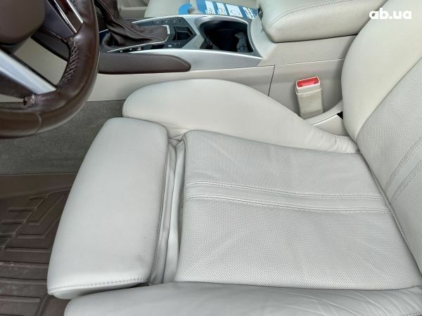 Кадиллак СРХ 2015 в Киеве на Automoto.ua Коричневый Кадиллак СРХ, объемом двигателя 3.6 л и пробегом 245 тыс. км за 16500 $, фото 9 на Automoto.ua