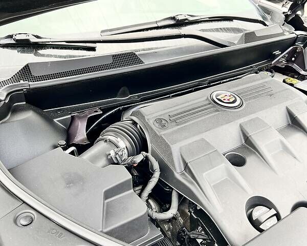 Коричневий Каділак SRX, об'ємом двигуна 3.6 л та пробігом 154 тис. км за 16350 $, фото 4 на Automoto.ua