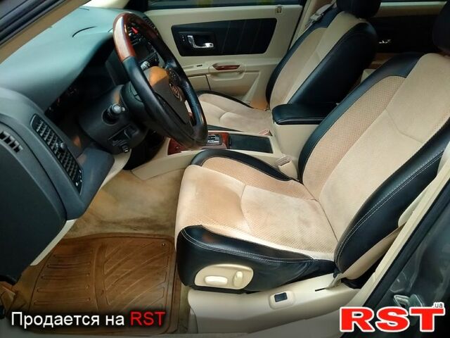 Каділак SRX, об'ємом двигуна 4.6 л та пробігом 1 тис. км за 9850 $, фото 7 на Automoto.ua