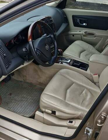 Желтый Кадиллак СРХ, объемом двигателя 3.6 л и пробегом 54 тыс. км за 6700 $, фото 3 на Automoto.ua