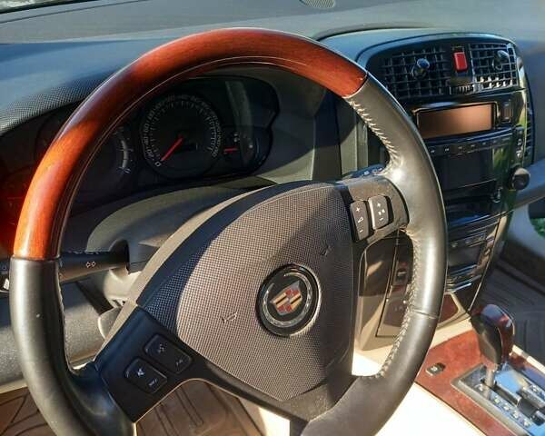 Серый Кадиллак СРХ, объемом двигателя 4.6 л и пробегом 129 тыс. км за 7200 $, фото 25 на Automoto.ua