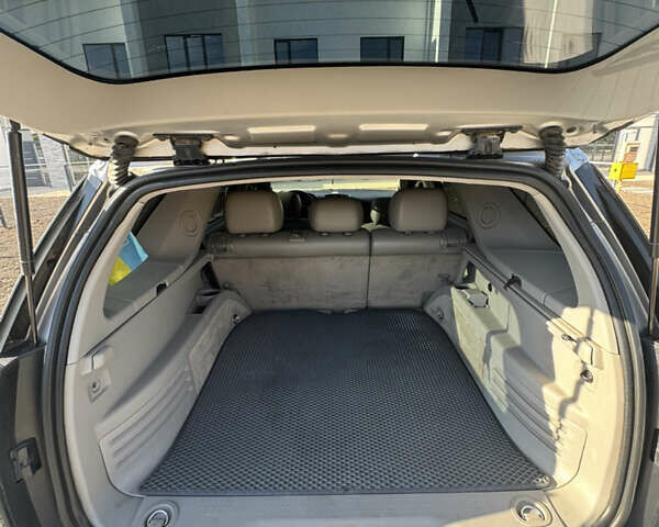 Сірий Каділак SRX, об'ємом двигуна 4.6 л та пробігом 205 тис. км за 5500 $, фото 16 на Automoto.ua