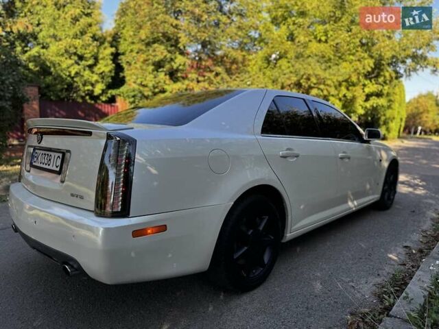 Білий Каділак STS, об'ємом двигуна 3.6 л та пробігом 225 тис. км за 7900 $, фото 9 на Automoto.ua