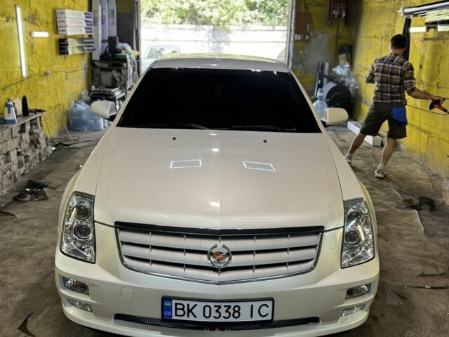 Білий Каділак STS, об'ємом двигуна 3.6 л та пробігом 225 тис. км за 7900 $, фото 22 на Automoto.ua