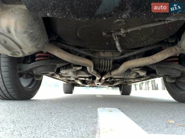 Бежевый Кадиллак STS, объемом двигателя 4.6 л и пробегом 205 тыс. км за 12500 $, фото 23 на Automoto.ua