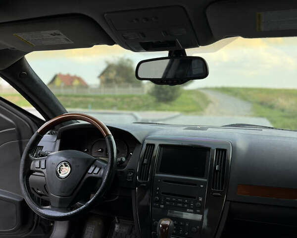 Чорний Каділак STS, об'ємом двигуна 4.6 л та пробігом 284 тис. км за 5700 $, фото 25 на Automoto.ua
