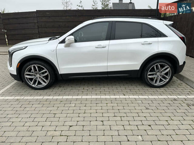 Кадиллак XT4 2018 в Киеве на Automoto.ua Белый Кадиллак XT4, объемом двигателя 2 л и пробегом 88 тыс. км за 23000 $, фото 6 на Automoto.ua