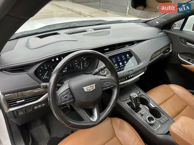 Кадиллак XT4 2018 в Киеве на Automoto.ua Белый Кадиллак XT4, объемом двигателя 2 л и пробегом 88 тыс. км за 23000 $, фото 9 на Automoto.ua