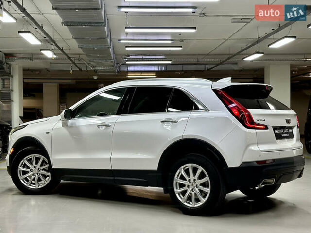Білий Каділак XT4, об'ємом двигуна 2 л та пробігом 105 тис. км за 22500 $, фото 24 на Automoto.ua