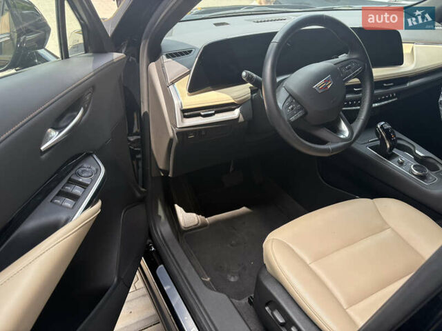 Чорний Каділак XT4, об'ємом двигуна 2 л та пробігом 9 тис. км за 31000 $, фото 5 на Automoto.ua