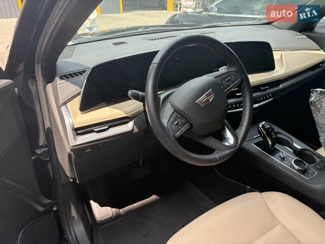 Чорний Каділак XT4, об'ємом двигуна 2 л та пробігом 9 тис. км за 31000 $, фото 3 на Automoto.ua