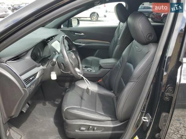 Кадиллак XT4 2021 в Львове на Automoto.ua Черный Кадиллак XT4, объемом двигателя 2 л и пробегом 49 тыс. км за 6900 $, фото 4 на Automoto.ua